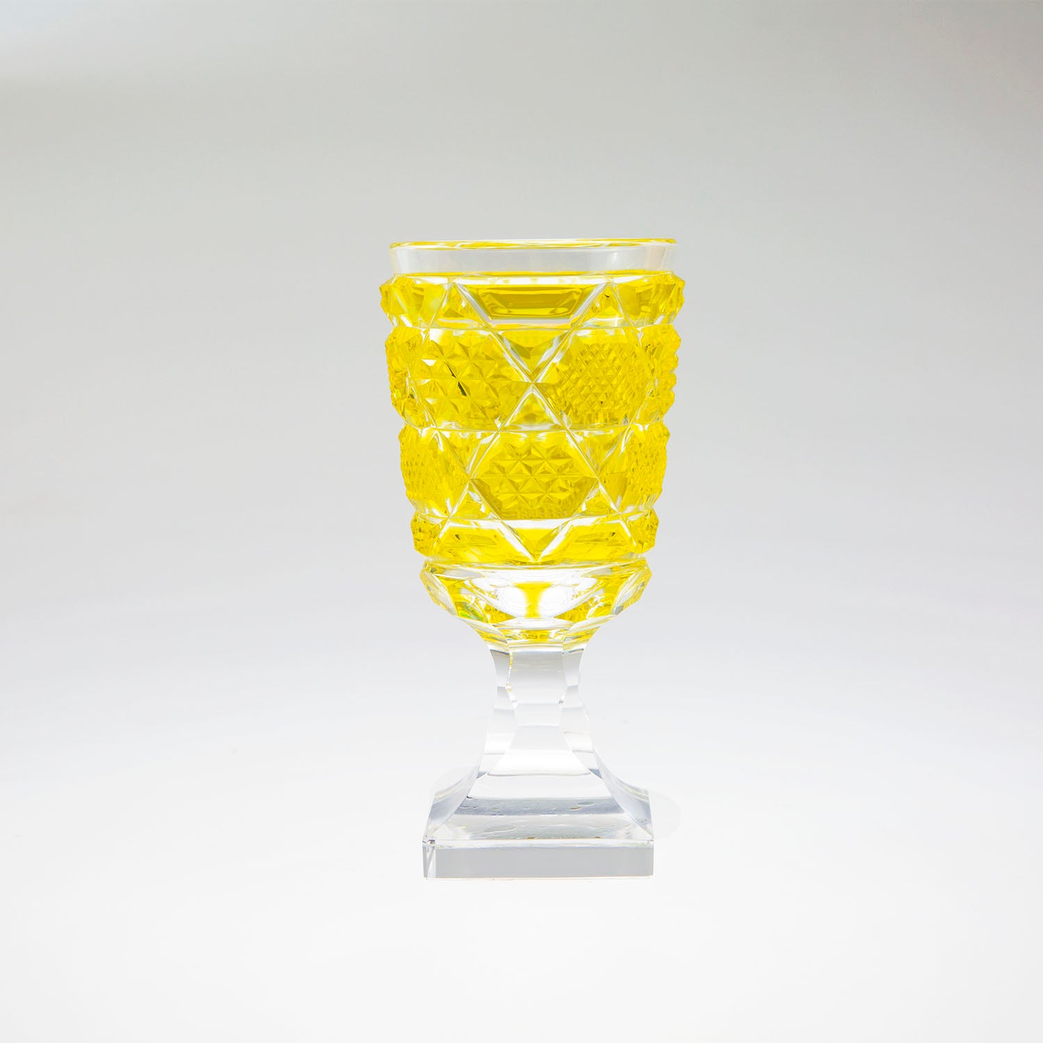 島津薩摩切子】復元 脚付杯(中) cut65 – ㈱島津興業 島津薩摩切子