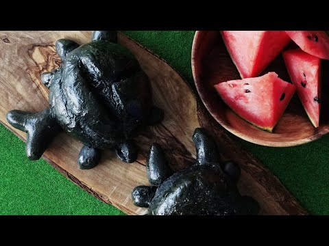 夏休み料理】カブトムシパンとクワガタパン - YouTube